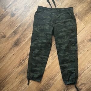Sanctuary Camo Pants 30